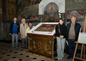 Презентація відреставрованої плащаниці до Дня міста Маріуполь 30 вересня