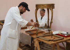 Завершується тривала і надскладна реставрація меблів з фондової колекції НІКЗ «Качанівка»