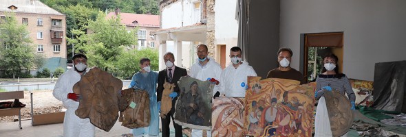 Практичний семінар зі збереження дипломних робіт з Академії ім. Михайла Бойчука: участь реставраторів ННДРЦ України