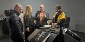 photo_5354837608749535277_y