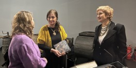 photo_5354837608749535289_y